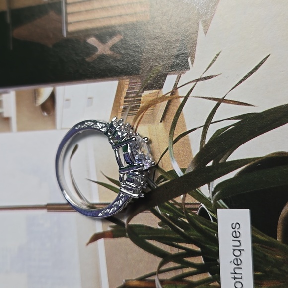 Ring #98217. - Picture 2 of 3